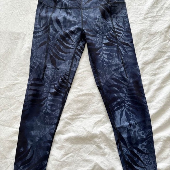 Super soft 7/8 yoga leggings - Picture 1 of 11